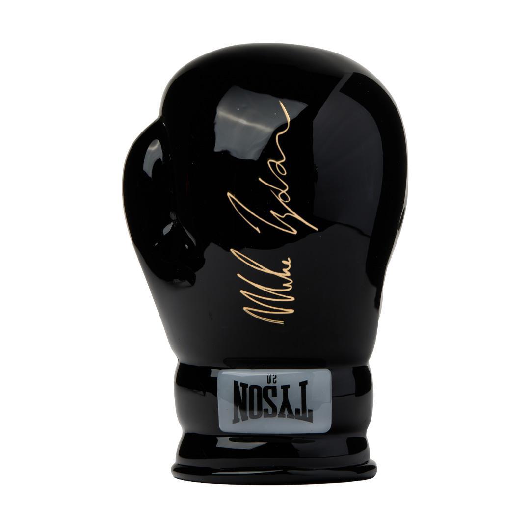 Tyson - Black Glove Hand Pipe